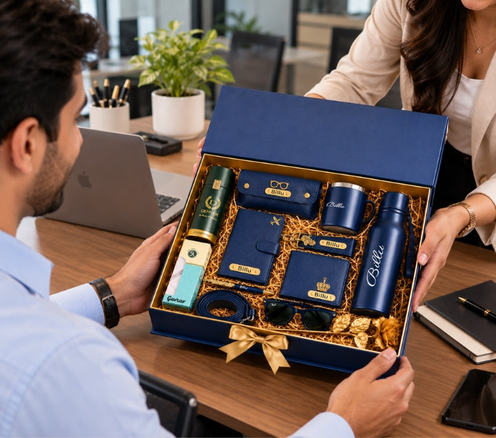 Personalized Men's Gift Set – Wallet, Bottle, Mug & Pen, Classic Colours