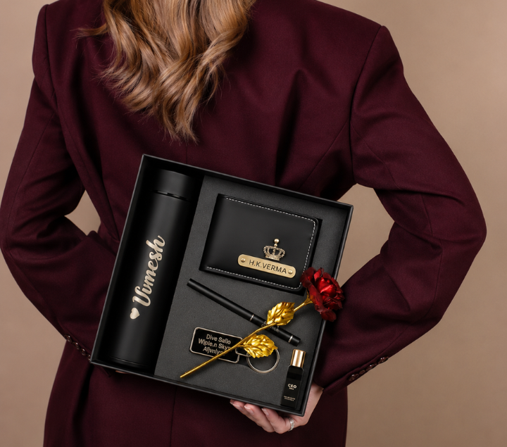 Personalized Gift Hamper Set – Wallet, Bottle, Pen, Perfume & Keychain